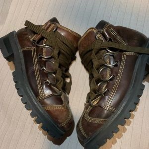 GBX 6 Rings boots